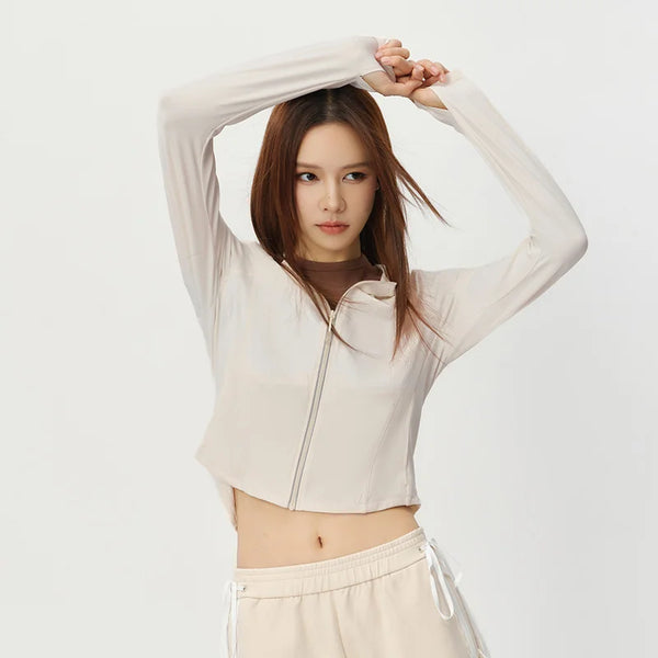 អាវក្រៅ Semir សម្រាប់នារី ខ្លី ត្រជាក់ មានអារម្មណ៍បែក ស្ដើង សាមញ្ញ ទាន់សម័យ ទន់ ពាក់ប្រចាំថ្ងៃ