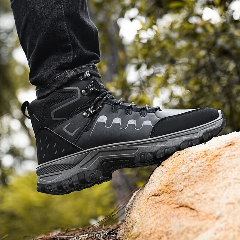 Men's high top boots four seasons casual fashion new soft sole anti slip comfortable outdoor high top boots fashion work boots