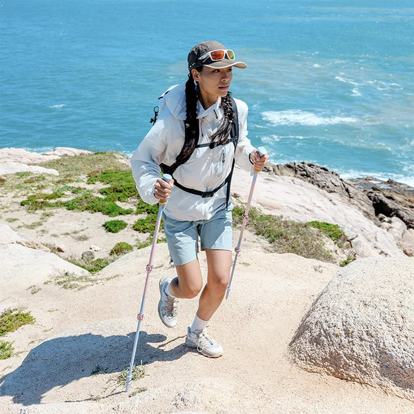 Naturehike 2025 EXT Ultra-Lightweight Three-Section Carbon Fibre Telescopic Trekking Pole with Aluminium Alloy Locking Mechanism