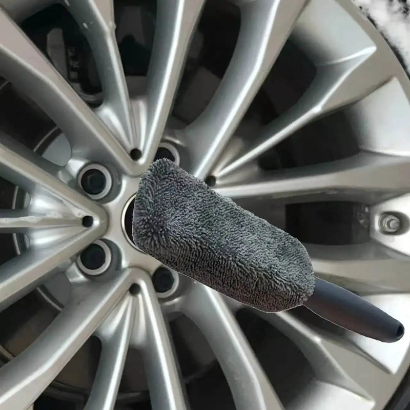 Microfiber Car Tire Brush - Effective Wheel Hub and Rim Cleaner - Perfect for Car Maintenance, Detailing, and Cleaning Supplies