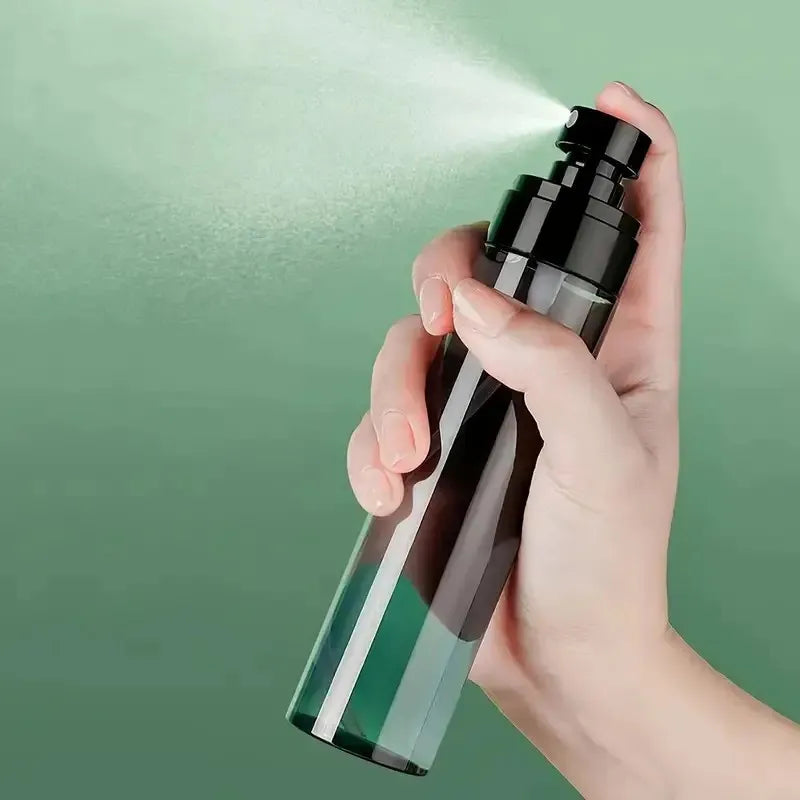 1PC Travel-Sized Refillable Spray Bottle for Essential OilsToners,Lightweight Design for Go Skincare,Gym,Hiking.Refill bottle