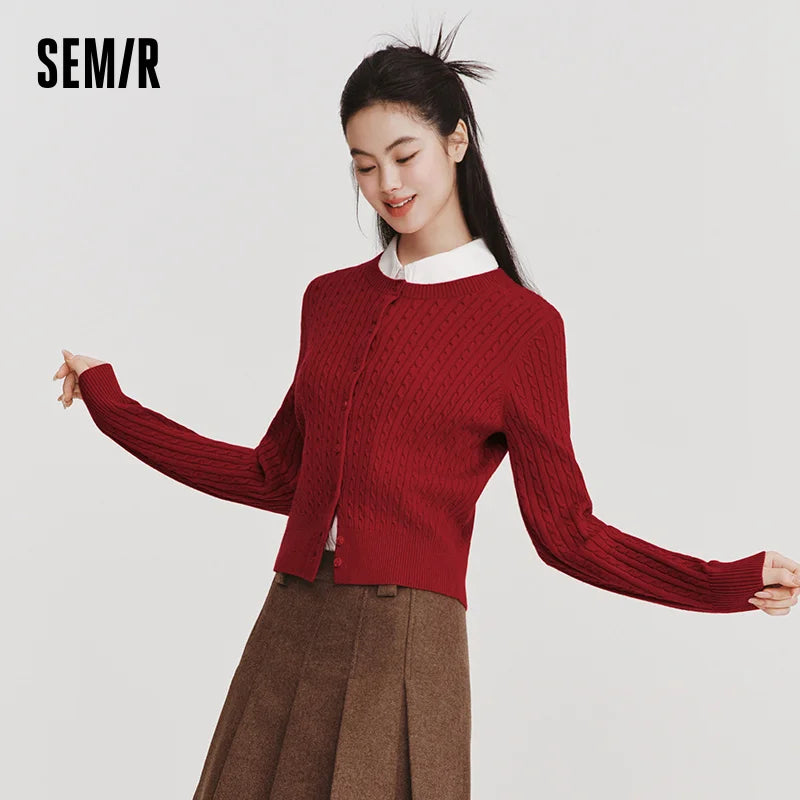 Semir Chic Cardigan Women 2026 Spring Short Cable Knit Crew Neck New Year Style Casual Comfortable Fashion Knitwear Top