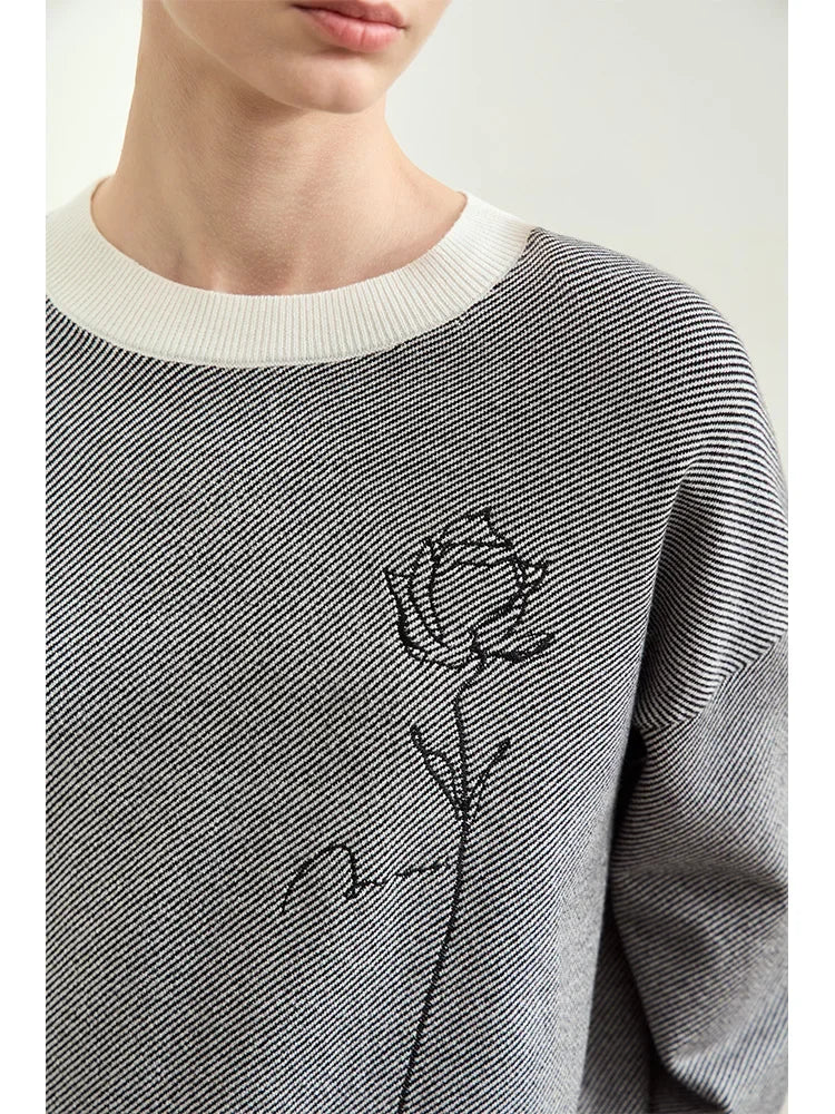 Amii Minimalism 2026 Autumn New Women Sweater Fashion Lazy O-Neck Rose Embroidery Color Contrast Drop Sleeve Loose Tops 12453063