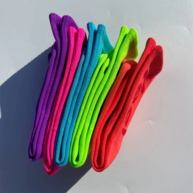 WRELS 1/2/3 Pairs Crew Sports Socks Breathable Cushioned Athletic Socks Men Women Moisture Wicking Running Cycling Socks