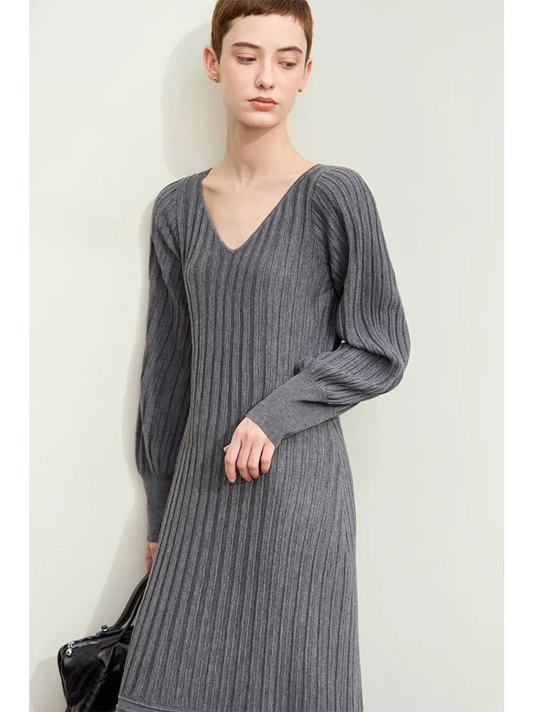 រ៉ូប Amii Minimalism រដូវស្លឹកឈើជ្រុះឆ្នាំ ២០២៦ សម្រាប់ស្ត្រី រ៉ូបថ្មីឆើតឆាយធម្មតា V-neck ដៃអាវរាងចង្កៀង រ៉ូបប៉ាក់ខ្ជិល 12443091