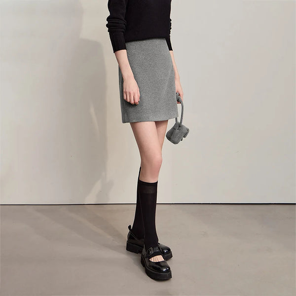 AMII Minimalist Mini Skirt 2026 Winter New Solid Color Short A-line Women's Skirt Versatile Casual Wool Clothing Ladies 12524026