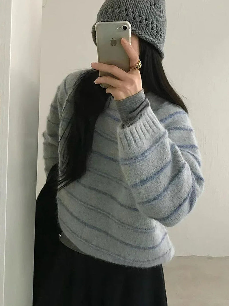Korean Gentle Wind Round Neck Striped Pullover Sweater Women's Autumn Winter New Versatile Knitted Jumper Top Female Base Layer