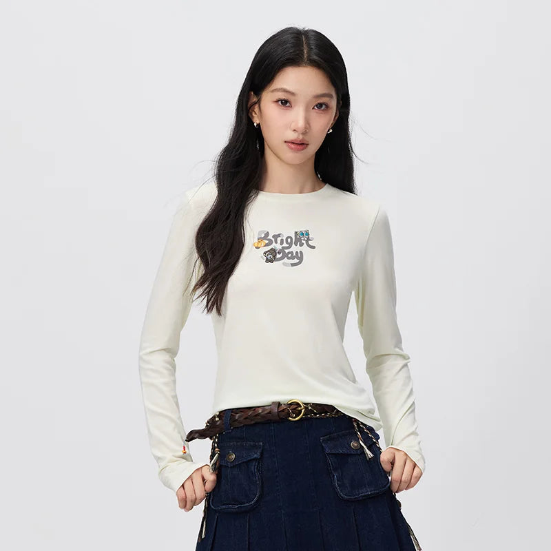Semir Women Tshirt Letter Graphic Embroidered Detail Regular Shoulder Long Sleeve Slim Fit 2026 Autumn Everyday Wear