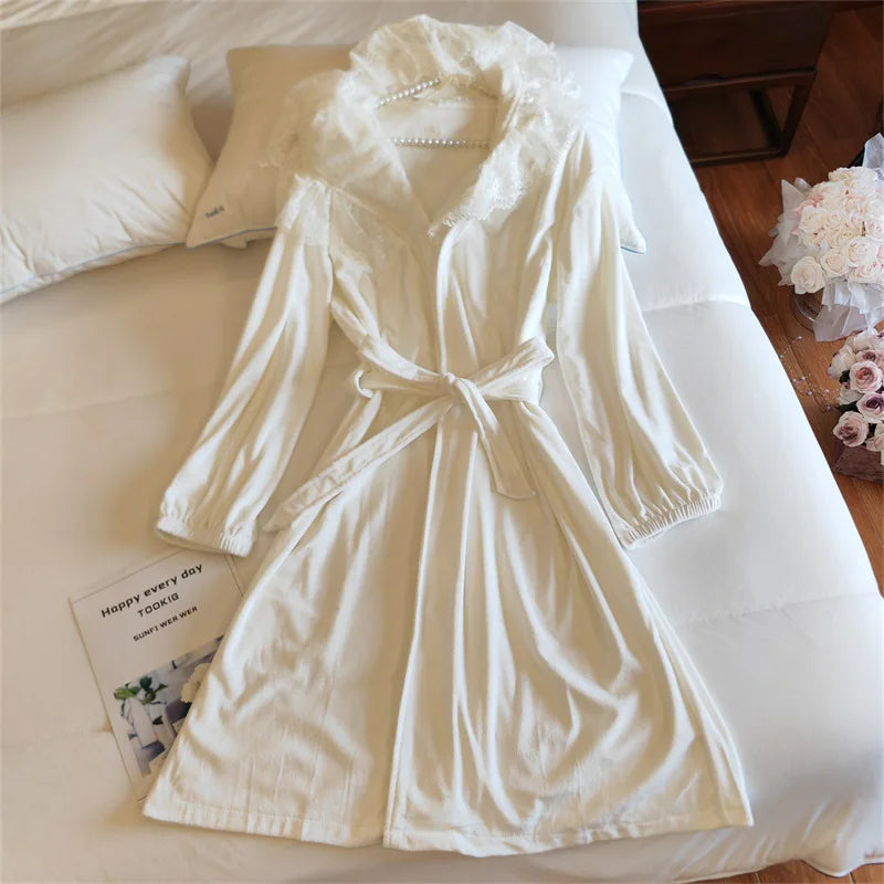 Fashion Women's Pajamas Robes Hooded Island Velvet Thicken Warm Robe Women's Wedding Dresses Winter Sleepwear Bathrobe Female