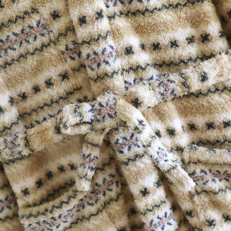 Retro Print Thickened Female Flannel Long Robes Sleepwear Winter Soft Coral Fleece Bathrobe 2026 New Warm Nightwear Homewear