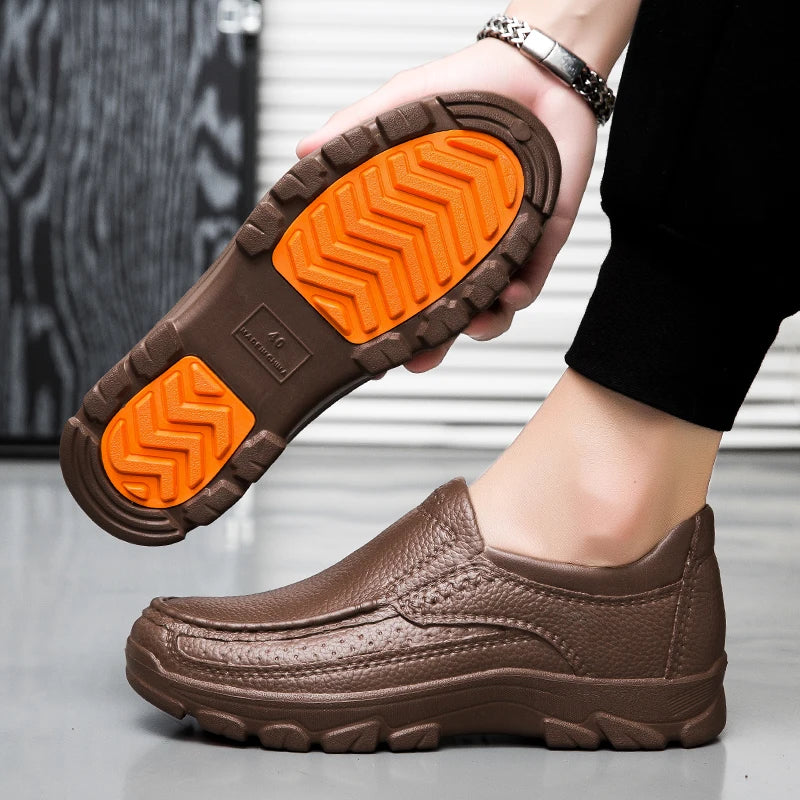 Chef Shoes Four Seasons Anti-Slip Waterproof Oil-Proof Comfort Hotel Kitchen Work Shoes Portable Breathable Outdoor Casual Shoes
