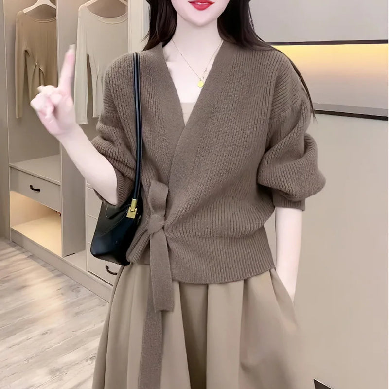 Korean Thin Sweater Outerwear Top Autumn and Winter French V-neck Lace Up Fashion Knitted Cardigan Women Slim Jumper