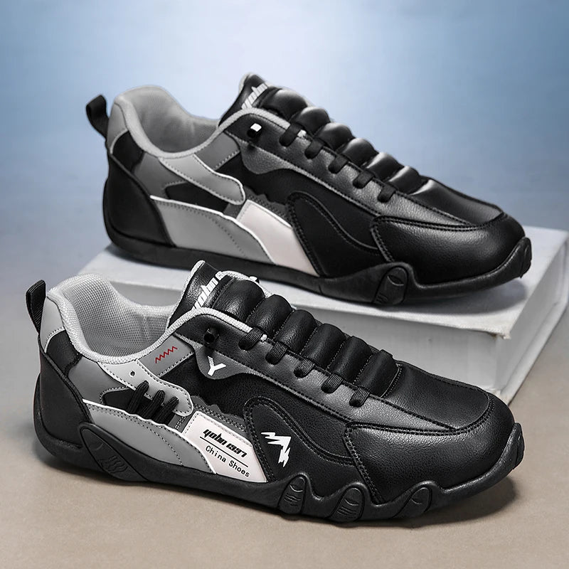 Men's Flat Casual Shoes Four Seasons Breathable Lightweight Soft-Sole Outdoor Walking Shoes Fashion Running Sports Board Shoes