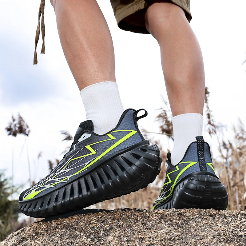 Men's breathable light Thick sole casual sports shoes Four seasons comfort outdoor racing running shoes students speed sneakers