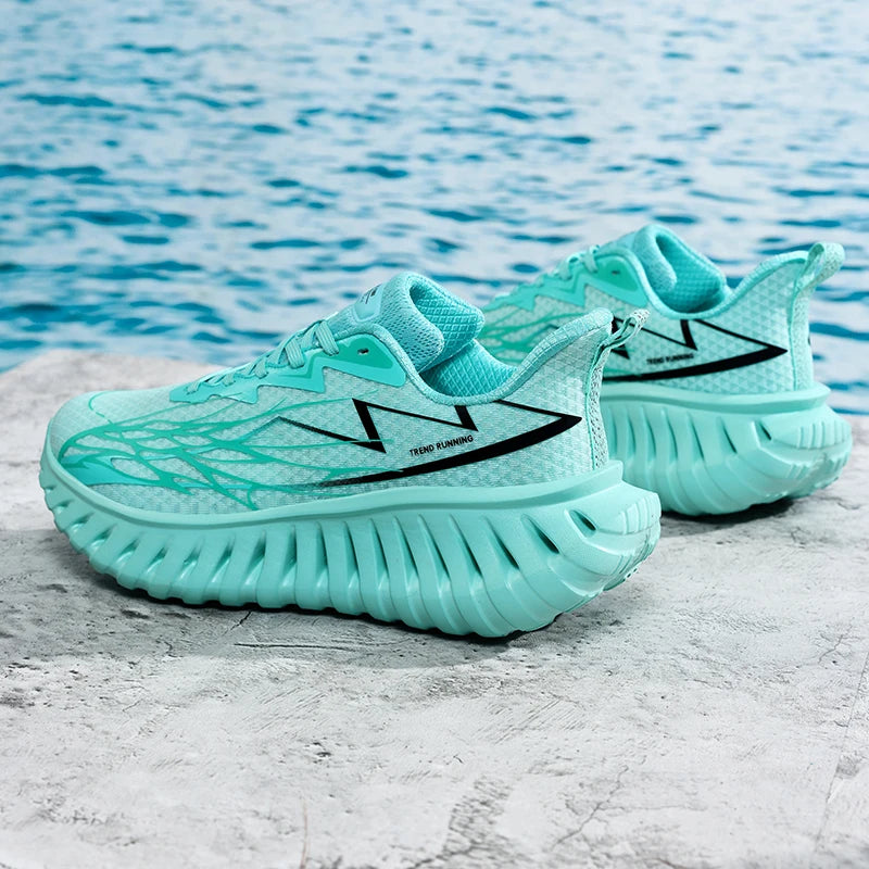 Men's breathable light Thick sole casual sports shoes Four seasons comfort outdoor racing running shoes students speed sneakers