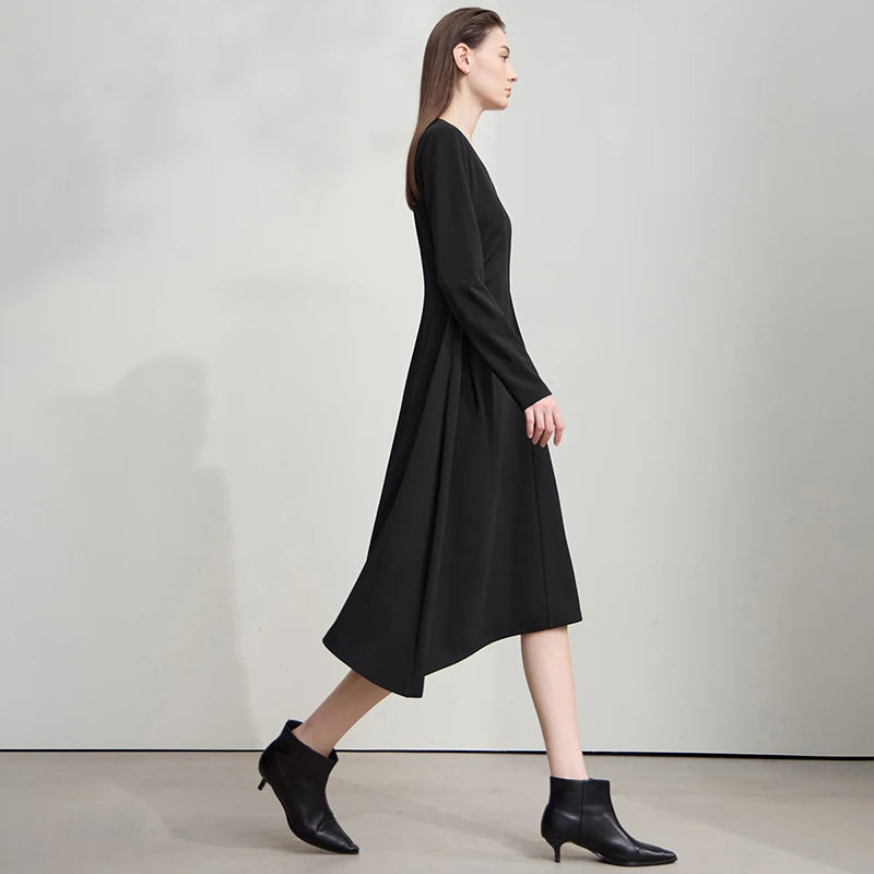 AMII Elegant Women's Dress 2026 Autumn New Minimalism Straight Midi Dresses Slim Asymmetrical Knitted Woman Clothing 12543080