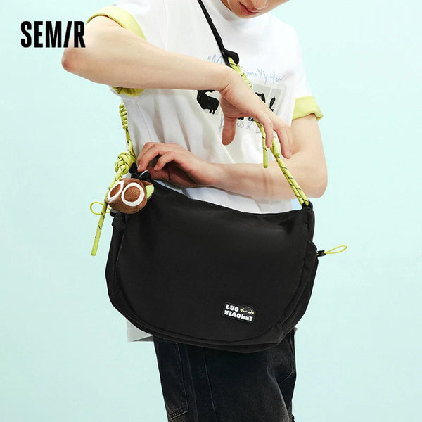 កាបូបស្ពាយបុរស Semir សាមញ្ញ រាងនំប៉ាវ កាបូបស្ពាយសម្រាប់គូស្នេហ៍ ទម្ងន់ស្រាល សម្រាប់ពាក់ប្រចាំថ្ងៃ 2026