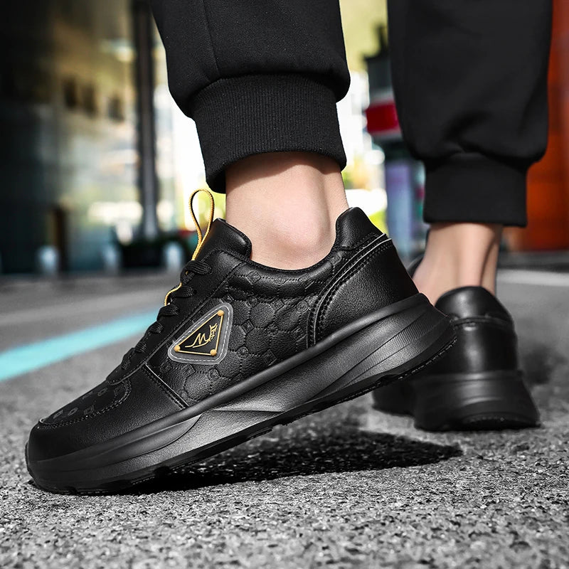 Men's Wide palm casual shoes four season new soft-sole non-slip comfort outdoor walking shoes fashion Joker sneakers borad shoes