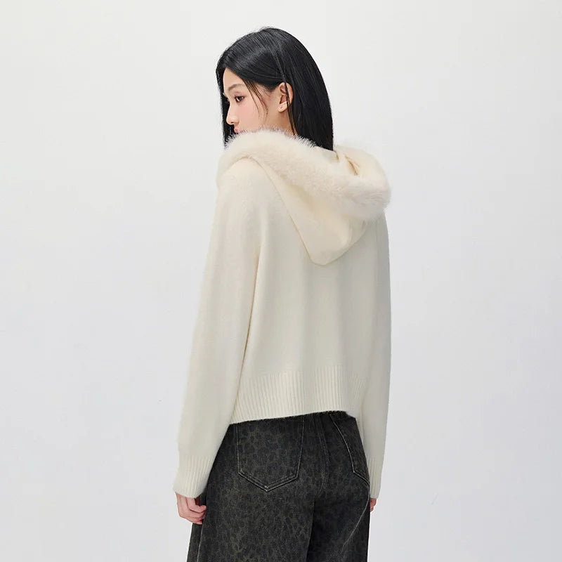 Semir Women Knit Cardigan Cropped Cable Knit Detachable Plush Collar Modern Style Versatile 2026 New Winter Daily Wear