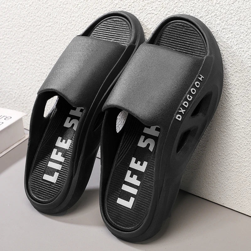 Men's casual slippers summer breathable lightweight soft-sole anti-slip outdoor beach shoes fashion youth Joker sports slippers
