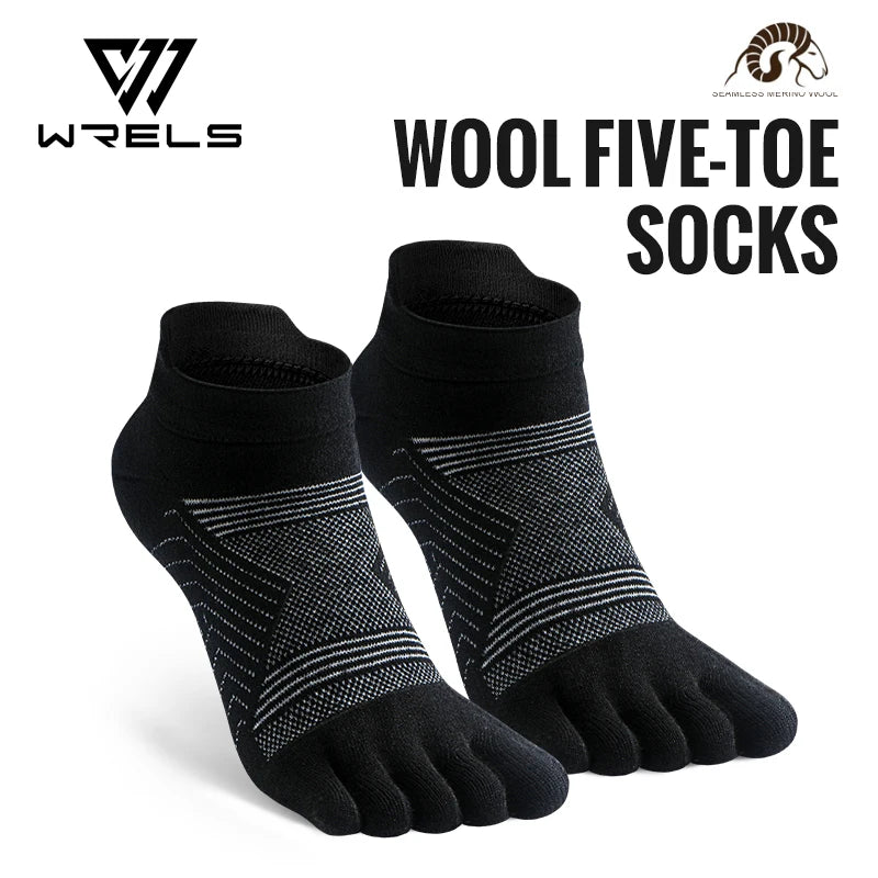 WRELS Merino Wool Socks For Men, Super Thick Hiking Socks Thermal Socks For Cold Weather Sock for Man