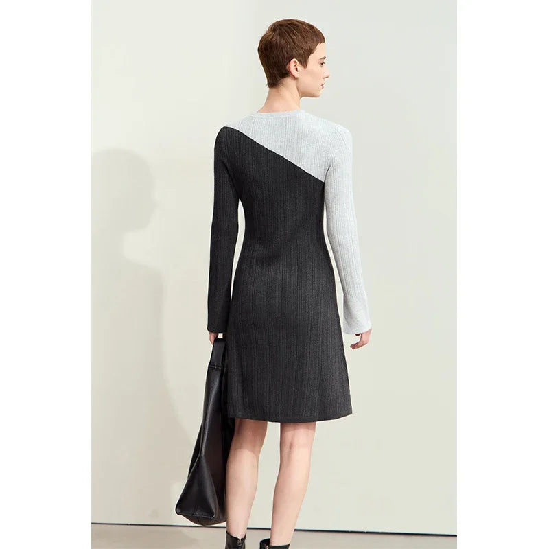 រ៉ូប Amii Minimalism 2026 សម្រាប់ស្ត្រីរដូវស្លឹកឈើជ្រុះថ្មី កមូល ពណ៌ផ្ទុយ រ៉ូបស្រីស្លីមប៉ាក់ A-Line Midi Slit 12452153