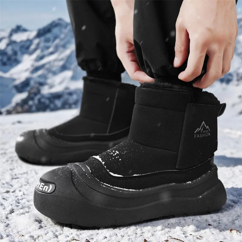 Men's snow boots winter warm plush cotton shoes soft sole non-slip high top boots fashion youth Joker outdoor sports work boots