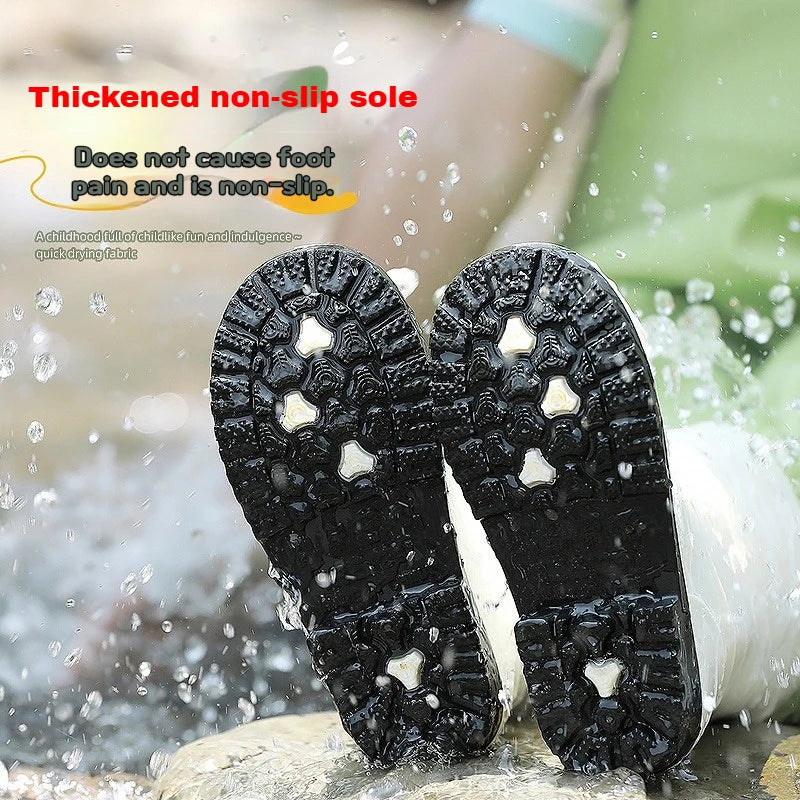 ឈុតលេង PVC ការពារទឹកជ្រាប, ឈុតឈុតភ្លៀងទន់ និងមានខ្យល់ចេញចូល, អាចលៃតម្រូវទំហំបានសម្រាប់ក្រៅផ្ទះគ្រប់អាកាសធាតុ