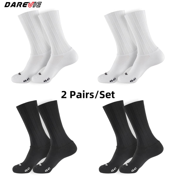 ស្រោមជើងជិះកង់ DAREVIE Aero ល្បឿនលឿន 2 គូ ស្រោមជើងជិះកង់បុរស ប្រឆាំងនឹងការរអិល ស្ងួតលឿន ស្រូបយកសំណើម ស្រោមជើងទម្ងន់ស្រាល ក្តាប់បានល្អ