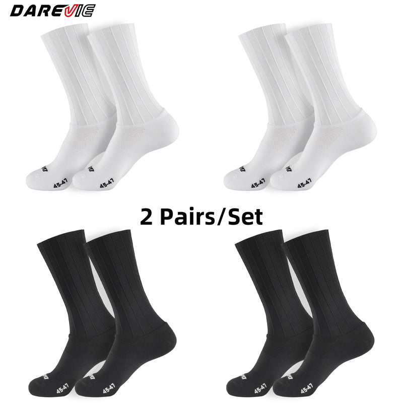 ស្រោមជើងជិះកង់ DAREVIE Aero ល្បឿនលឿន 2 គូ ស្រោមជើងជិះកង់បុរស ប្រឆាំងនឹងការរអិល ស្ងួតលឿន ស្រូបយកសំណើម ស្រោមជើងទម្ងន់ស្រាល ក្តាប់បានល្អ