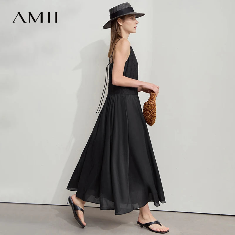 រ៉ូប AMII បែប Minimalism ប្រណីតឆ្នាំ ២០២៦ រ៉ូប Camisole លំនាំផ្កា រ៉ូបឆ្នេរខ្សាច់ សម្លៀកបំពាក់ស្ត្រី ១២៥៤២២៦០