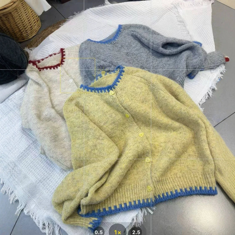Single Breasted Stripes Contrasting Colors Crew Neck Cardigan Sweater Women's Jacket Autumn Winter New Age-reducing Knitted Top