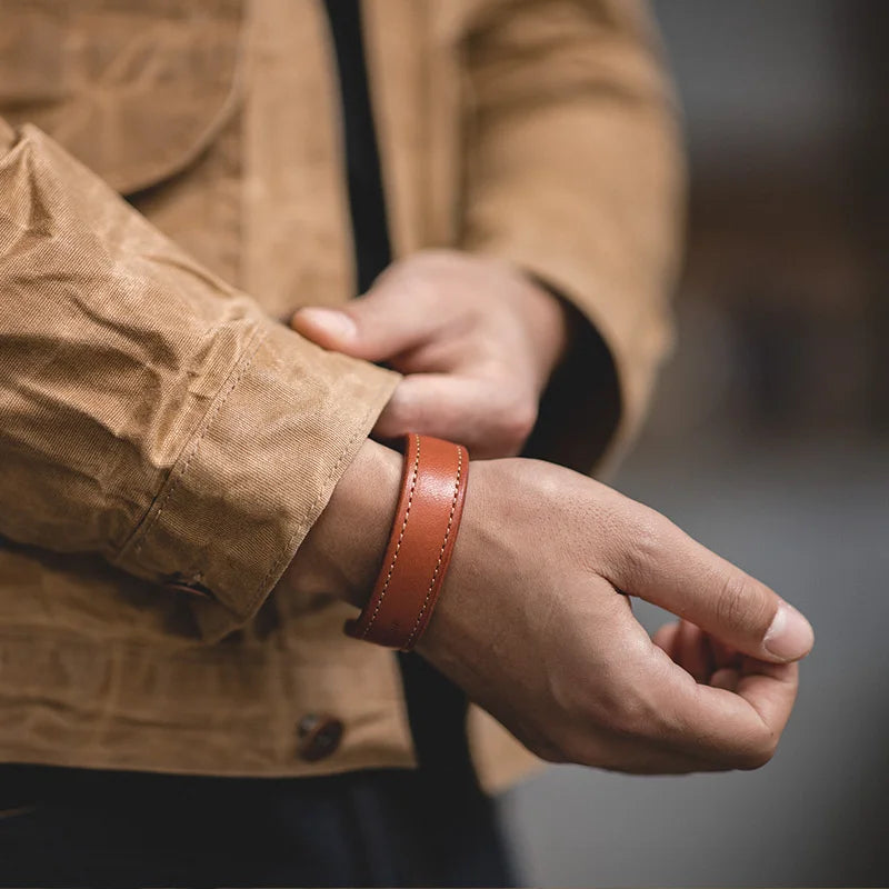 Maden Letter Leather Cuff Bracelets For Men Adjustable Handmade Wristband Khaki Bracelet Brown Print Indian Thunderbird Jewelry