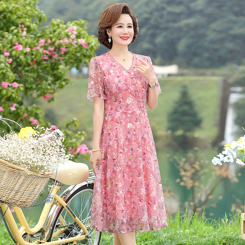 រ៉ូបធម្មតារដូវក្តៅសម្រាប់ស្ត្រីវ័យកណ្តាល រ៉ូបដៃខ្លី រ៉ូបបត់ រ៉ូបក V បែប Vintage សម្រាប់ស្ត្រី