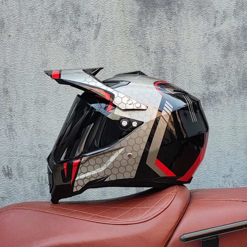 Off road motorcycle helmet, forest speed drop DH helmet, full coverage road rally helmet, suitable for all seasons