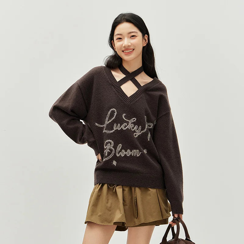 Semir Elegant Sweater Knit Women VNeck Halter Loose Fit Embroidered Bow Sweet 2025 Winter Soft Comfortable Stylish Top