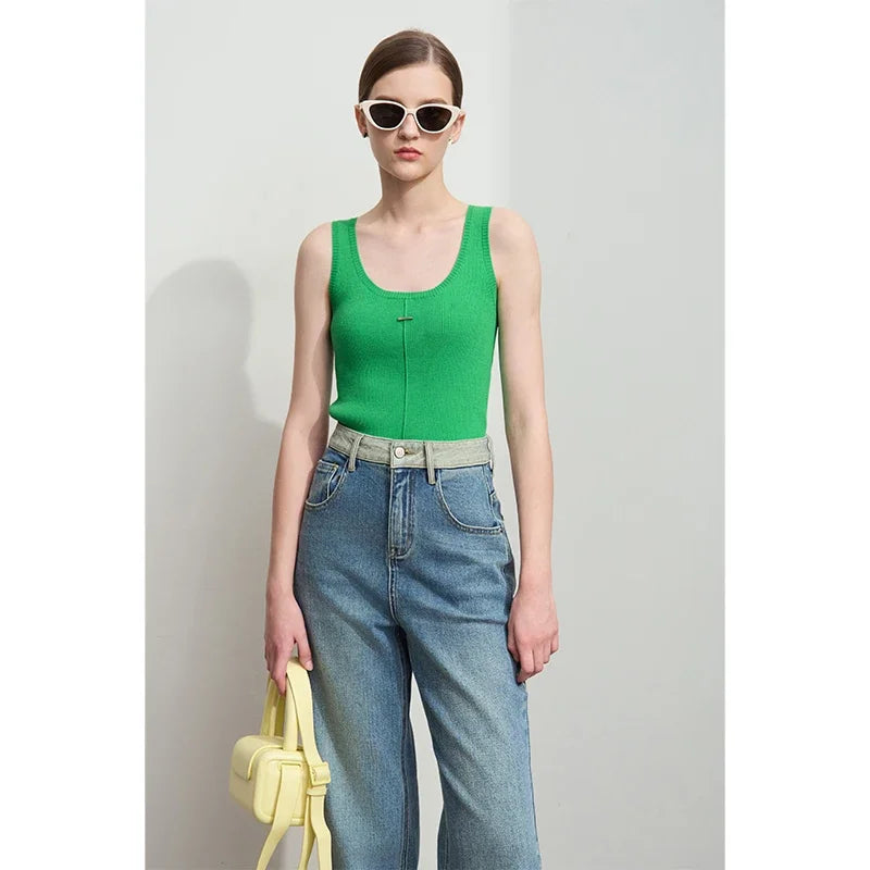 AMII Minimalist Camisole For Women 2025 Autumn New High Street U Neck Metal Decoration Knitted Vest Slim Inner Tops 12511028