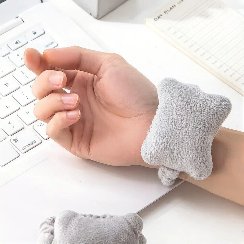 1pc Wrist Support Mouse Pad with a Small Cushion,Perfect for Office Workers to Prevent Hand Fatigue While Typing,Wrist joint pad