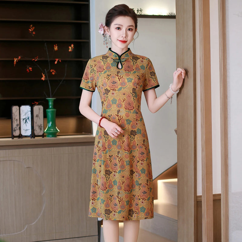 រ៉ូប Cheongsam បែបចិន រ៉ូប Qipao សម្រាប់នារី រ៉ូបបោះពុម្ពផ្កា សម្លៀកបំពាក់បែប Vintage