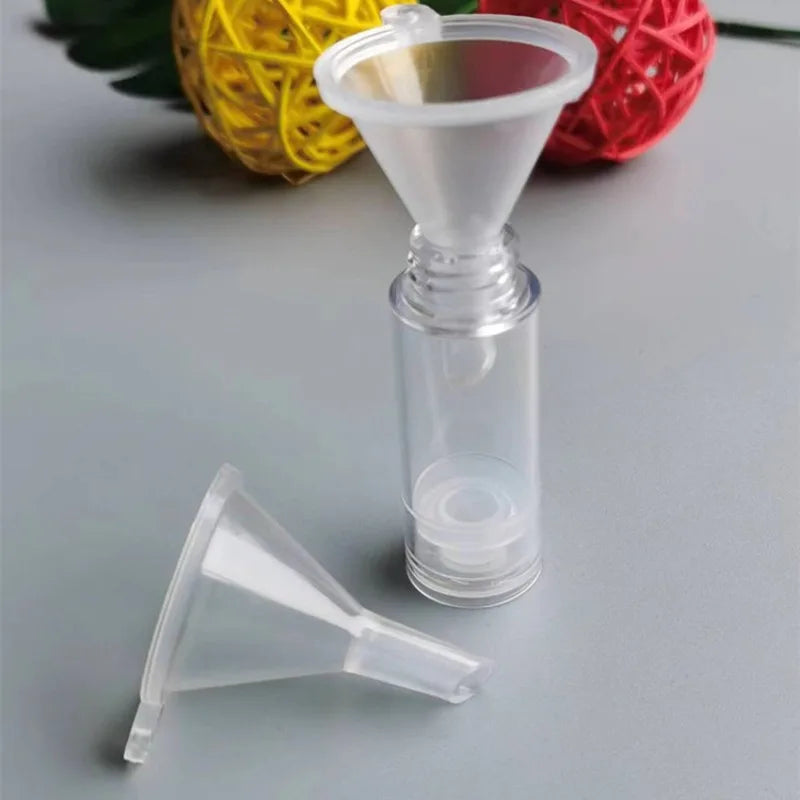3pcs Mini Funnels,Small Clear Plastic Funnels for Bottle Filling,Perfume,Essential Oils,Arts And Crafts Supplies.Allocation tool