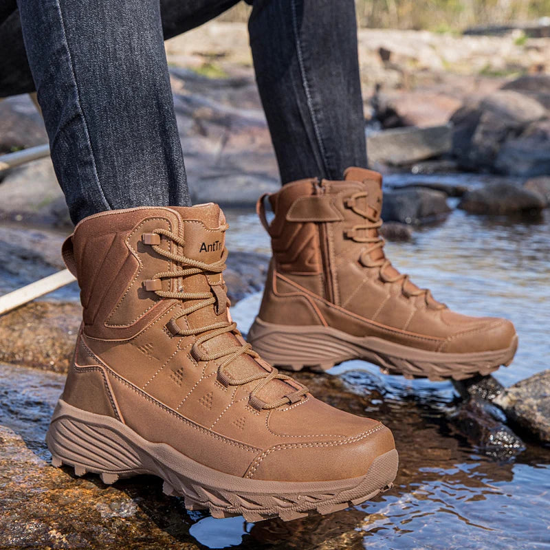 Men's training boots four season new anti-slip breathable casual high top outdoor field hiking boots Professional tactical boots