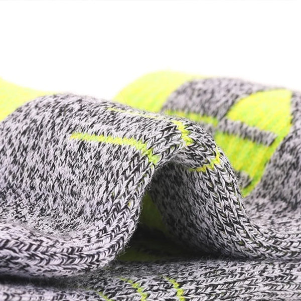 WRELS 1/2/3 Pairs Athletic Crew Socks Cushioned Sports Socks Women Breathable Moisture Wicking Elastic Hiking Mid‑Calf Socks