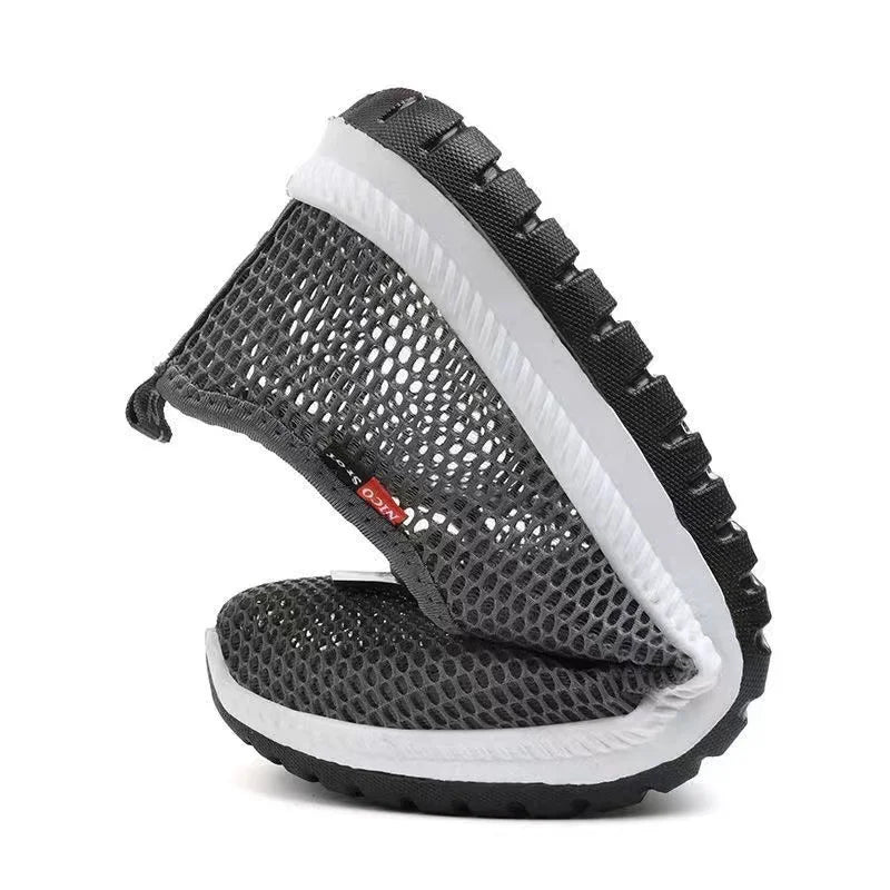 Men's breathable lightweight casual mesh sports shoes summer outdoor soft sole running shoes fashion walking shoes male sneakers