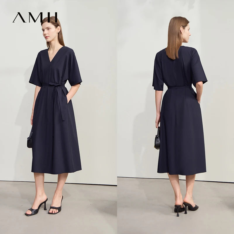 រ៉ូប Amii Minimalist Casual Womens Summer 2025 New Office Lady A Line V-neck Solid Color Dress for Women Elegant 12542161