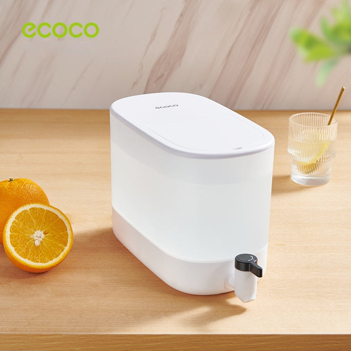 ECOCO 4L Cold Water Jug For Lemonade Cold Kettle Refrigerator With Faucet Drinkware Kettle Beverage Dispenser Cool Water Jug white 4L