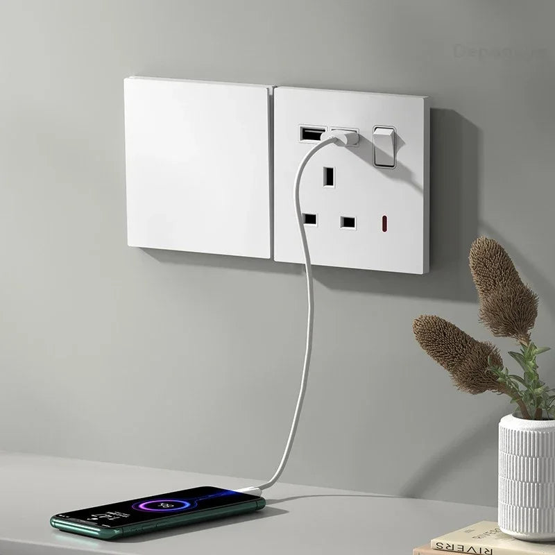 UK Standard Power Socket 13A Quick charge Plug 20W Smart Type-C Wall Outlet,220V Electrical Universal Wall Light 2way Switch