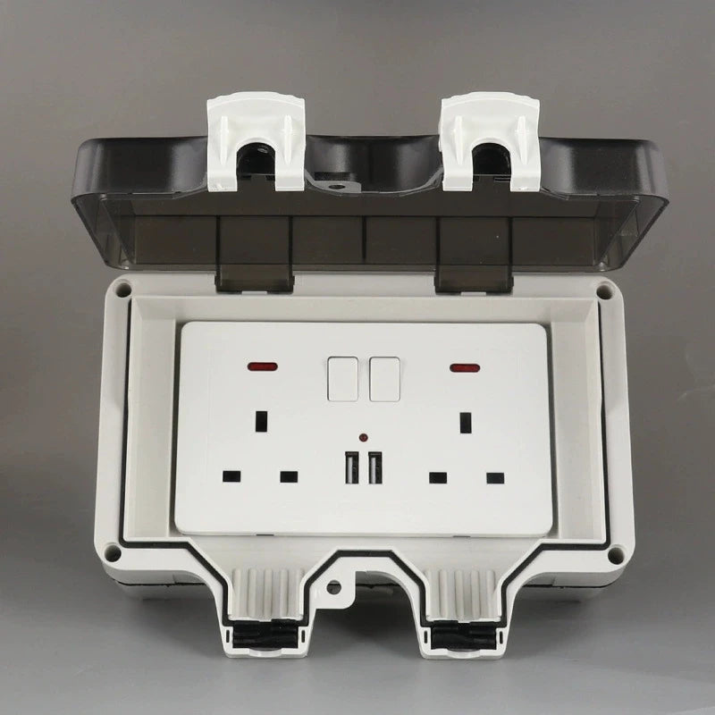 IP66 Waterproof Socket Universal UK Dual USB Outdoor Power Outlet,Kitchen And Bathroom Plug Adapter,Waterproof Rainproof Box