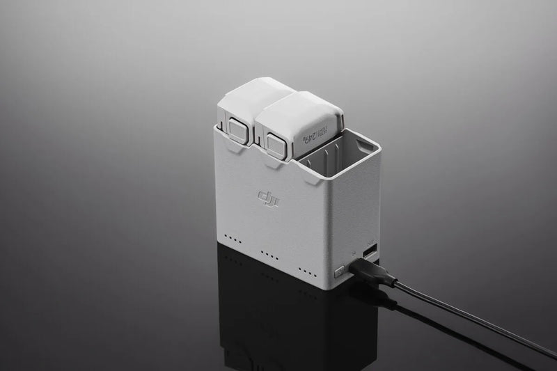 DJI Mini 4 Pro/Mini 3 Series Two-Way Charging Hub for DJI Mini 4 Pro/ Mni 3 Series New Original Accessories in Stock
