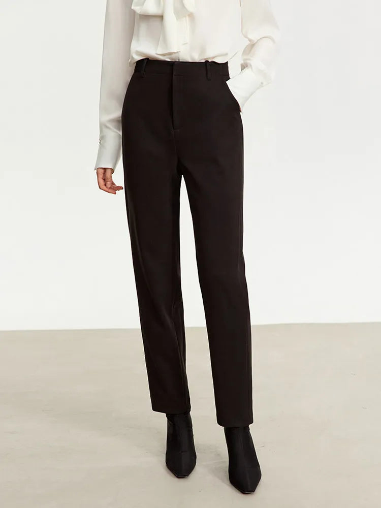 ខោ Amii ខ្លីចង្កេះខ្ពស់ ស្លីម សម ធម្មតា សម្រាប់ធ្វើដំណើរ ងាយស្រួលប្រើ រដូវរងាឆ្នាំ ២០២៦ ខោ និងខោជើងវែងសម្រាប់នារី 12614001