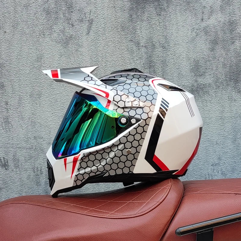 Off road motorcycle helmet, forest speed drop DH helmet, full coverage road rally helmet, suitable for all seasons